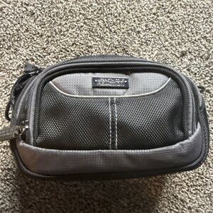 Kenneth Cole Reaction R-Tech Camera Photo Black Case Bag Compact 7x4.5x4.5